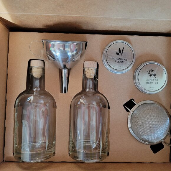 W&P Homemade Gin Kit Make Your Own Kit Botanical Blend and Juniper Berries - Picture 4 of 6